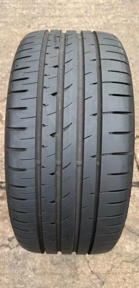 Background image for 1x Sommerreifen 245/35 R18 88Y Goodyear Eagle F1 Asymmetric 2 RFT RSC Runflat * DOT22 7,2-7,6mm