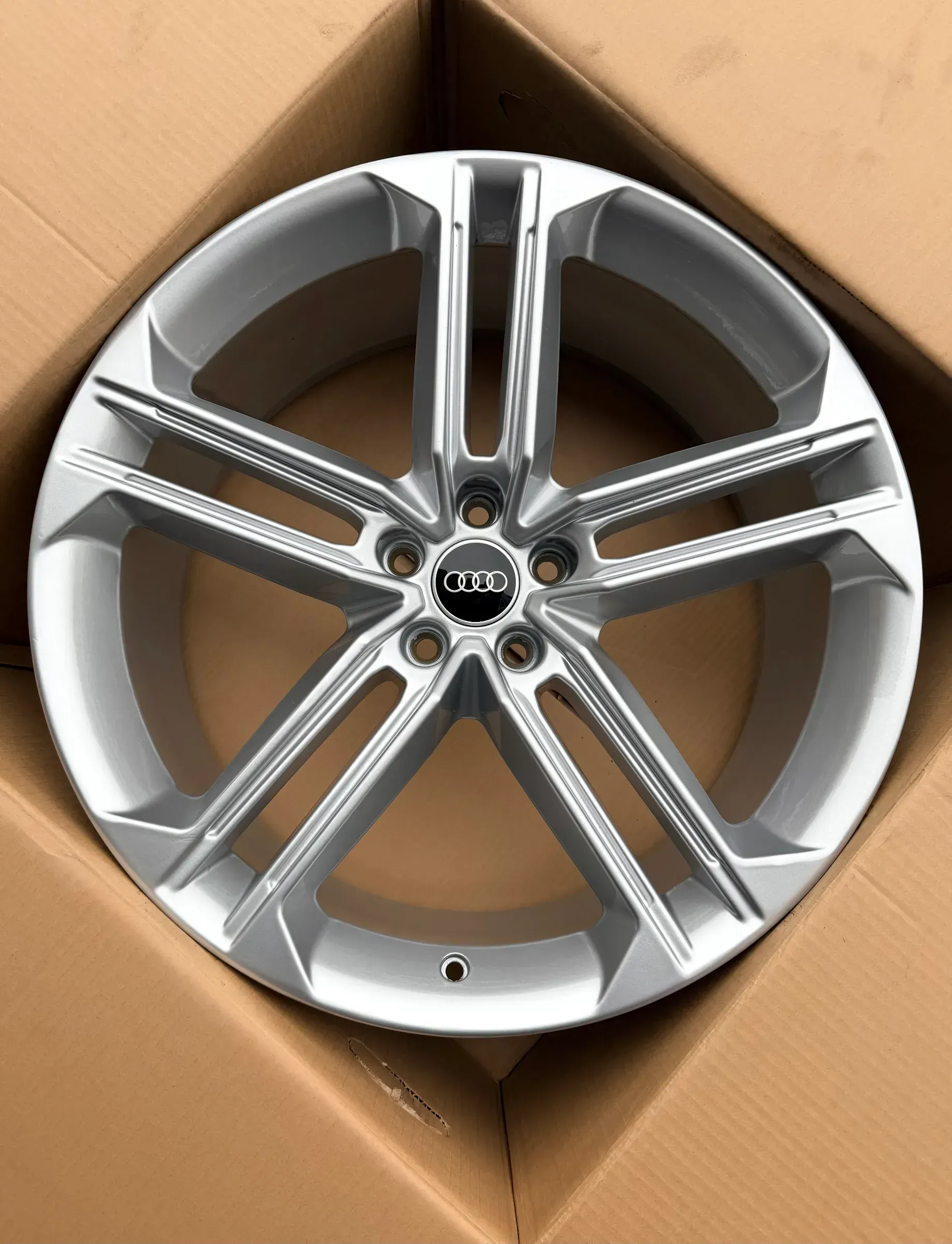 1x Original Audi A8 S8 4N D5 21 Zoll Alufelge S Line 4N0601025F 9,0Jx21 ET37 NEU - Bild 1