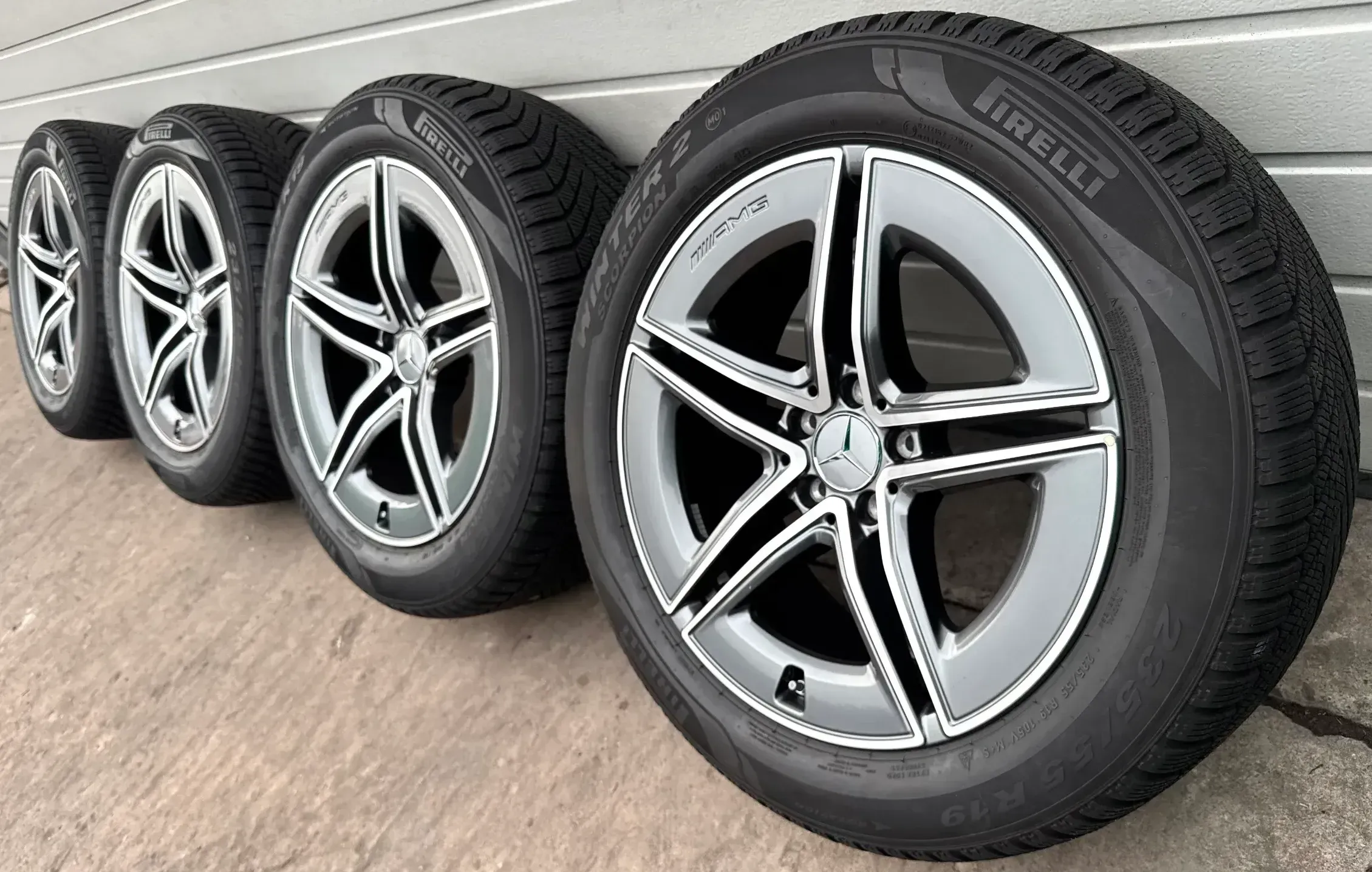 4x Original Mercedes GLC 43 AMG C254 X254 19 Zoll AMG Winterräder A2544011000 Winterräder 235/55 R19 DOT23 8mm - Bild 1
