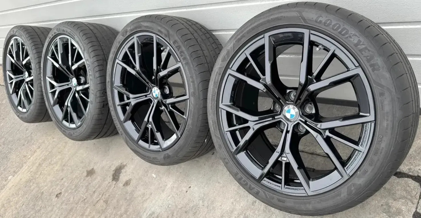 4x Original BMW 5er G30 G31 19 Zoll Sommerräder Y Speiche M845 Alufelgen DOT23 6-7mm - Bild 1