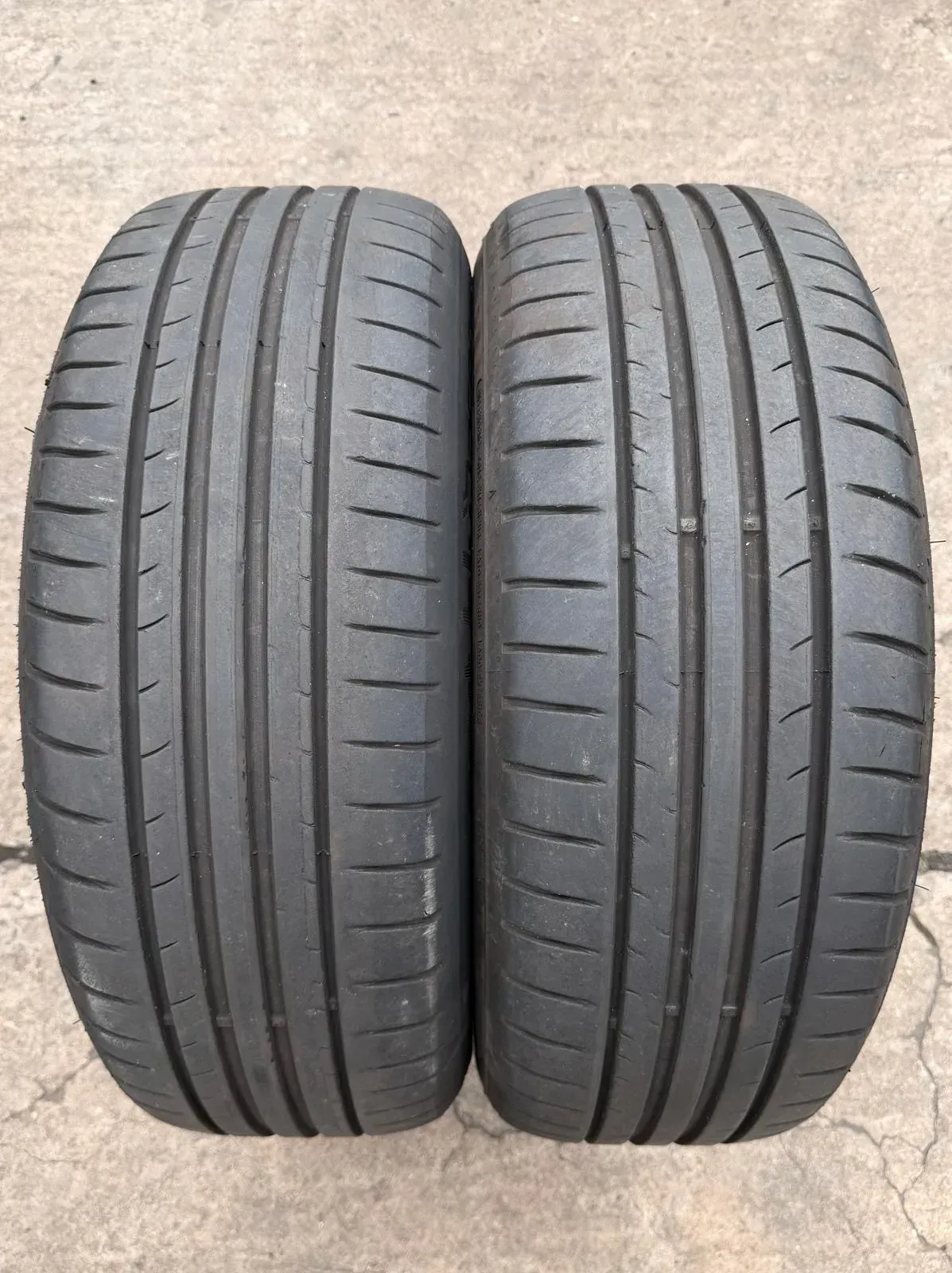 2x Sommerreifen 205/60 R16 92V Dunlop Sport BluResponse DOT23 5,7-6,4mm - Bild 1