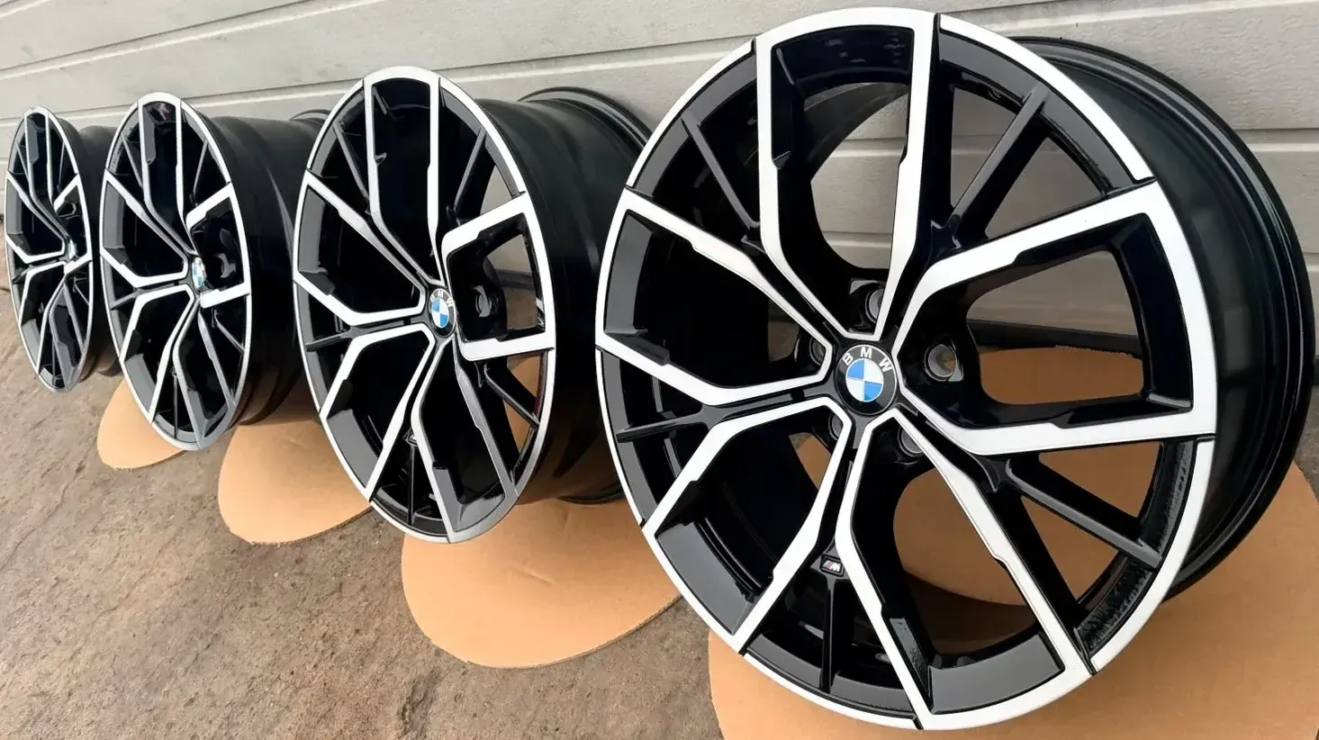 4x Original BMW 5er G30 G31 19 Zoll Alufelgen Y Speiche M845 8747234/8747235 NEU - Bild 1