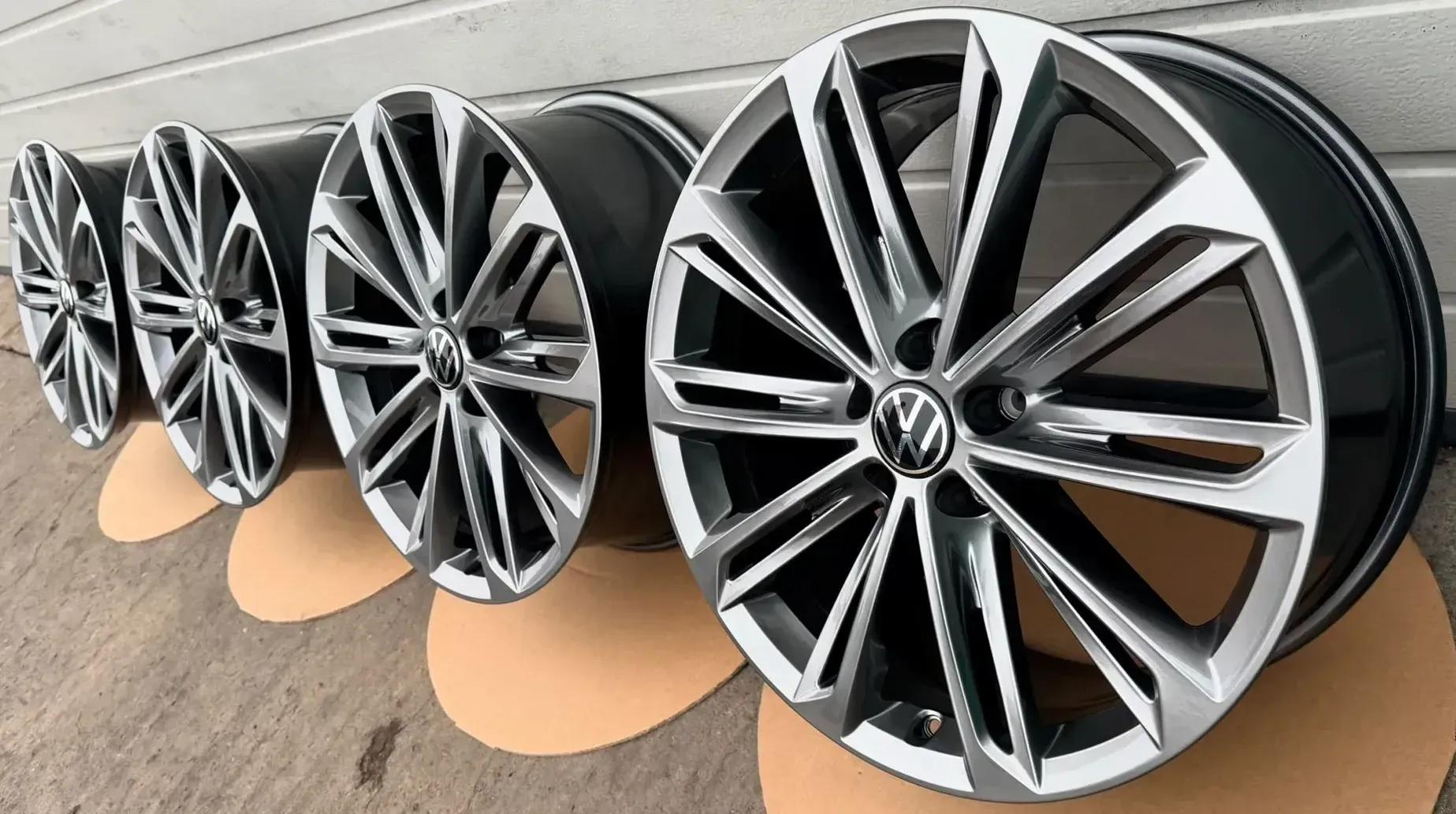 4x Original VW Passat 3G B8 19 Zoll Alufelgen Verona 3G8601025R 8,0JX19 ET44 NEU - Bild 1
