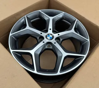 1x Original BMW X1 F48 X2 F39 18 Zoll Alufelge Doppelspeiche 569 6856070 7,5Jx18 ET51 - Bild 2