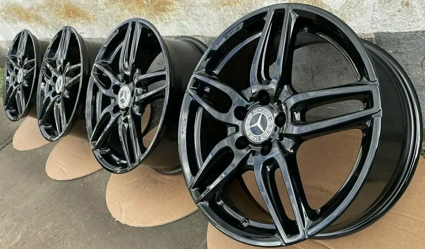 4x Original Mercedes A W176 B W246 CLA C117 X117 18 Zoll Alufelgen A1764010700 7,5Jx18 ET52 NEU - Bild 1