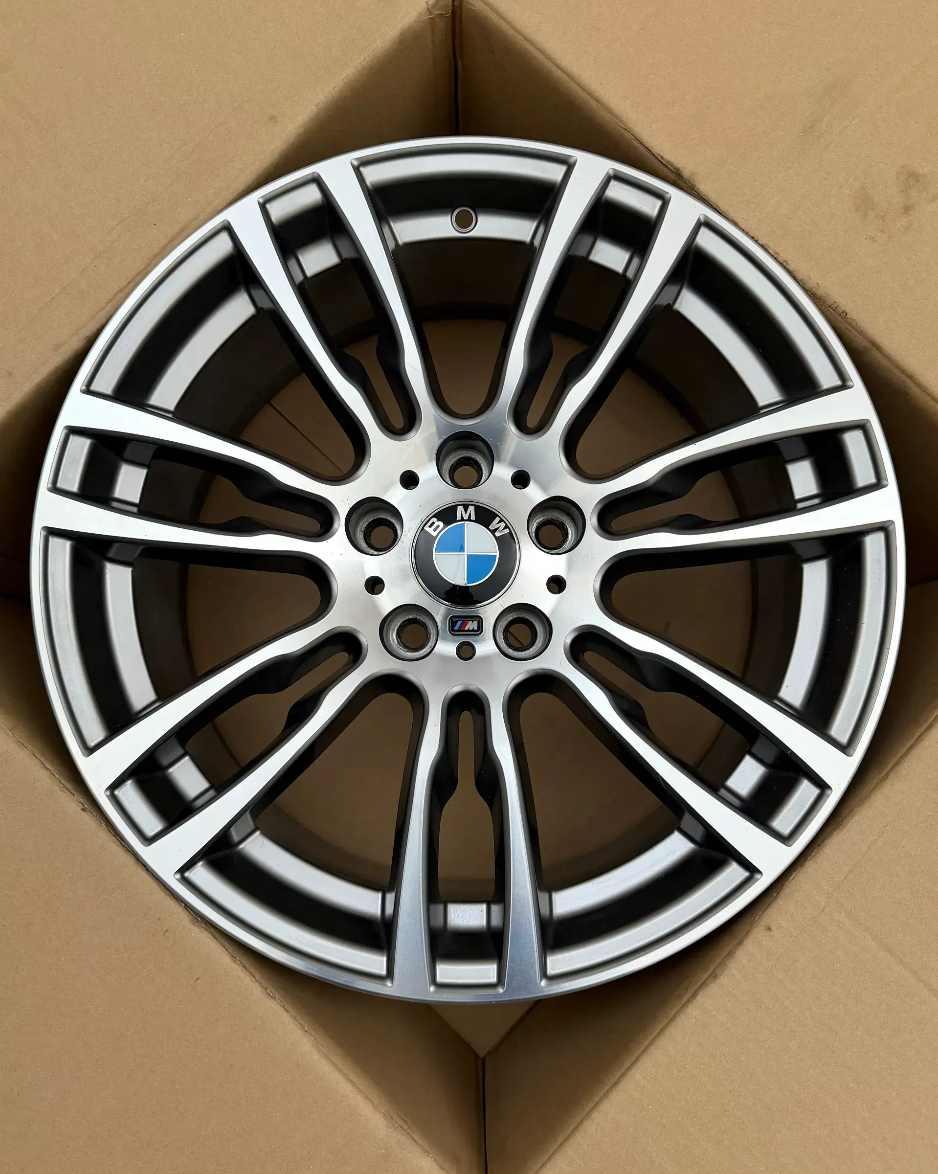 4x Original BMW 3/4er F30 F31 F32 F36 19 Zoll Alufelge Doppelspeiche M403 7845883 8,5Jx19 ET47 HA - Bild 1