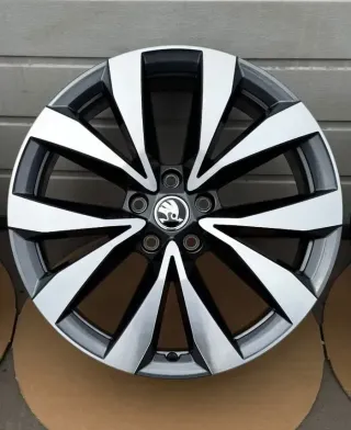 4x Original Skoda Kodiaq II PS7 19 Zoll V Speiche Alufelgen 57H601025D - Bild 4
