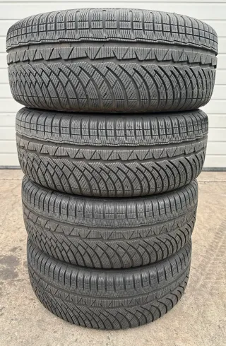 4x Original Mercedes CLE A236 C236 300e Hybrid 18 Zoll AMG Winterräder A2364011800 DOT23 7mm - Bild 9