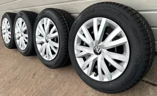 4x Original Golf VIII 5G 16 Zoll Winterräder Stahlfelgen 5Q0601027BQ DOT24 NEU - Bild 1