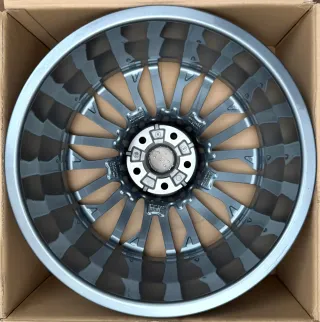 1x Original Audi A7 S7 4K8 19 Zoll Alufelge 4K8601025T Audi Sport 8,5Jx19 ET27 NEU - Bild 3