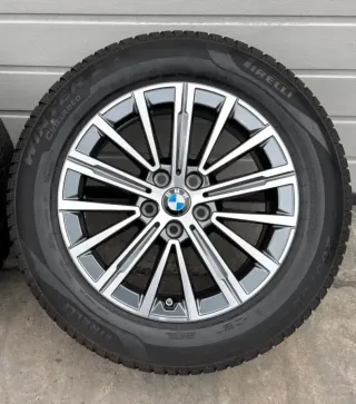 4x Original BMW X1 U11 X2 U10 17 Zoll Winterräder V Speiche 833 6891174 DOT23 5-7mm - Bild 2