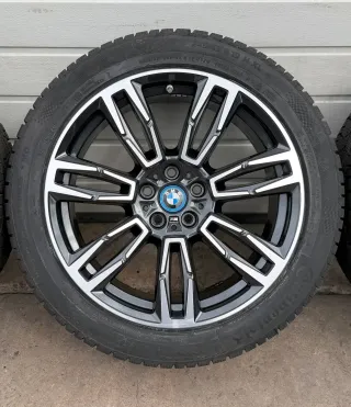 4x Original BMW 5er I5 G60 G61 19 Zoll Winterräder Doppelspeiche M935 245/275 DOT22 NEU - Bild 3