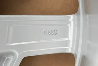 4x Original Audi Q2 SQ2 GA GAB 18 Zoll Alufelgen S-Line 5-Arm-Design 81A601025R NEU - Bild 9