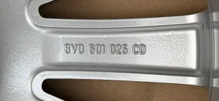 1x Original Audi A3 S3 8V 18 Zoll Alufelge S Line 8V0601025CD Bicolor 7,5JX18 ET51 NEU - Bild 5