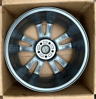 1x Original Volvo V60 I Cross Country 18 Zoll Alufelge 31471312 7,5Jx18 ET55 NEU - Bild 3