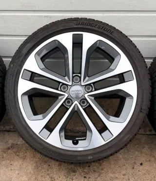4x Original Audi A3 S3 8Y 18 Zoll Winterräder 5-Doppelspeiche 8Y0601025CE DOT24 6-7,7mm - Bild 4