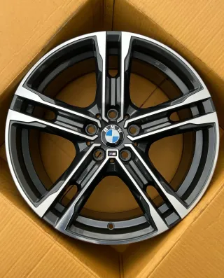 1x Original BMW 1/2er F40 GranCoupe F44 18 Zoll Doppelspeiche M819 Alufelge 8092352 8,0Jx18 ET57 NEU - Bild 1