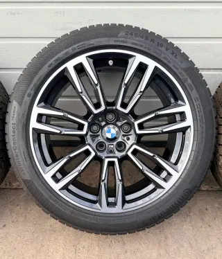 4x Original BMW 5er I5 G60 G61 19 Zoll Winterräder Doppelspeiche M935 DOT24 7-8mm - Bild 3