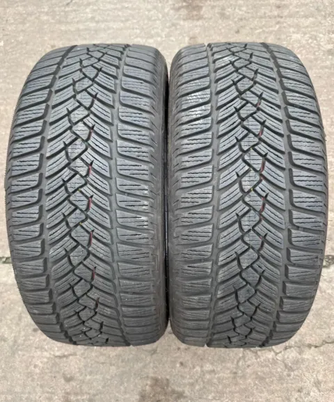 Background image for 2x Winterreifen 215/45 R17 91V XL Fulda Kristall Control HP 2 DOT23 7,9-8,7mm
