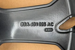 4x Original Audi Q3 SQ3 RSQ3 F3 20 Zoll Alufelgen 83A601025AC 8,5x20 ET38 DEMO - Bild 8