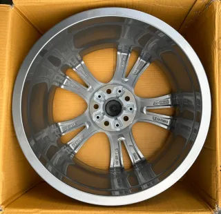 1x Original BMW 2er AT F45 GT F46 18 Zoll Doppelspeiche 484 Alufelge 6855093 TOP - Bild 3