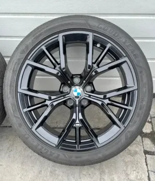 4x Original BMW 5er G30 G31 19 Zoll Sommerräder Y Speiche M845 Alufelgen DOT23 6-7mm - Bild 2
