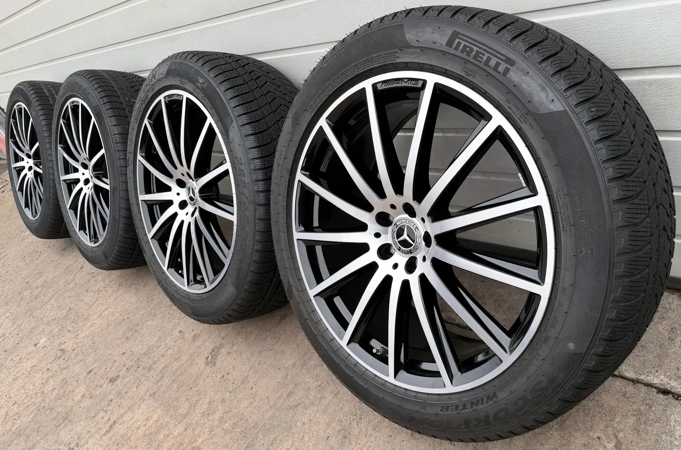 4x Original Mercedes GLS X167 22 Zoll AMG Winterräder A1674017500 DOT24 7,5-8,1mm - Bild 1