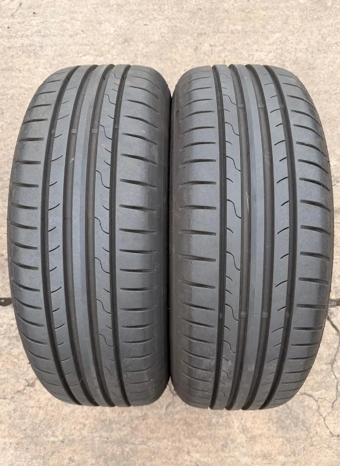 2x Sommerreifen 205/60 R16 92V Dunlop Sport BluResponse DOT24 7,3-7,7mm - Bild 1