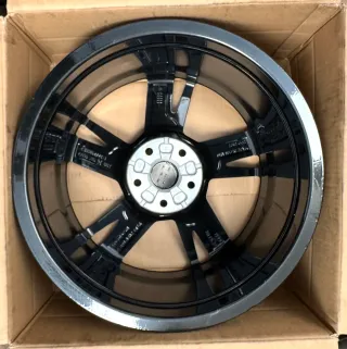 1x Original Audi A3 S3 8Y 18 Zoll Alufelge Blade 8Y0601025N 8,0Jx18 ET46 NEU - Bild 4
