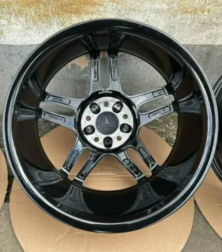 4x Original Mercedes A W176 B W246 CLA C117 X117 18 Zoll Alufelgen A1764010700 7,5Jx18 ET52 NEU - Bild 6