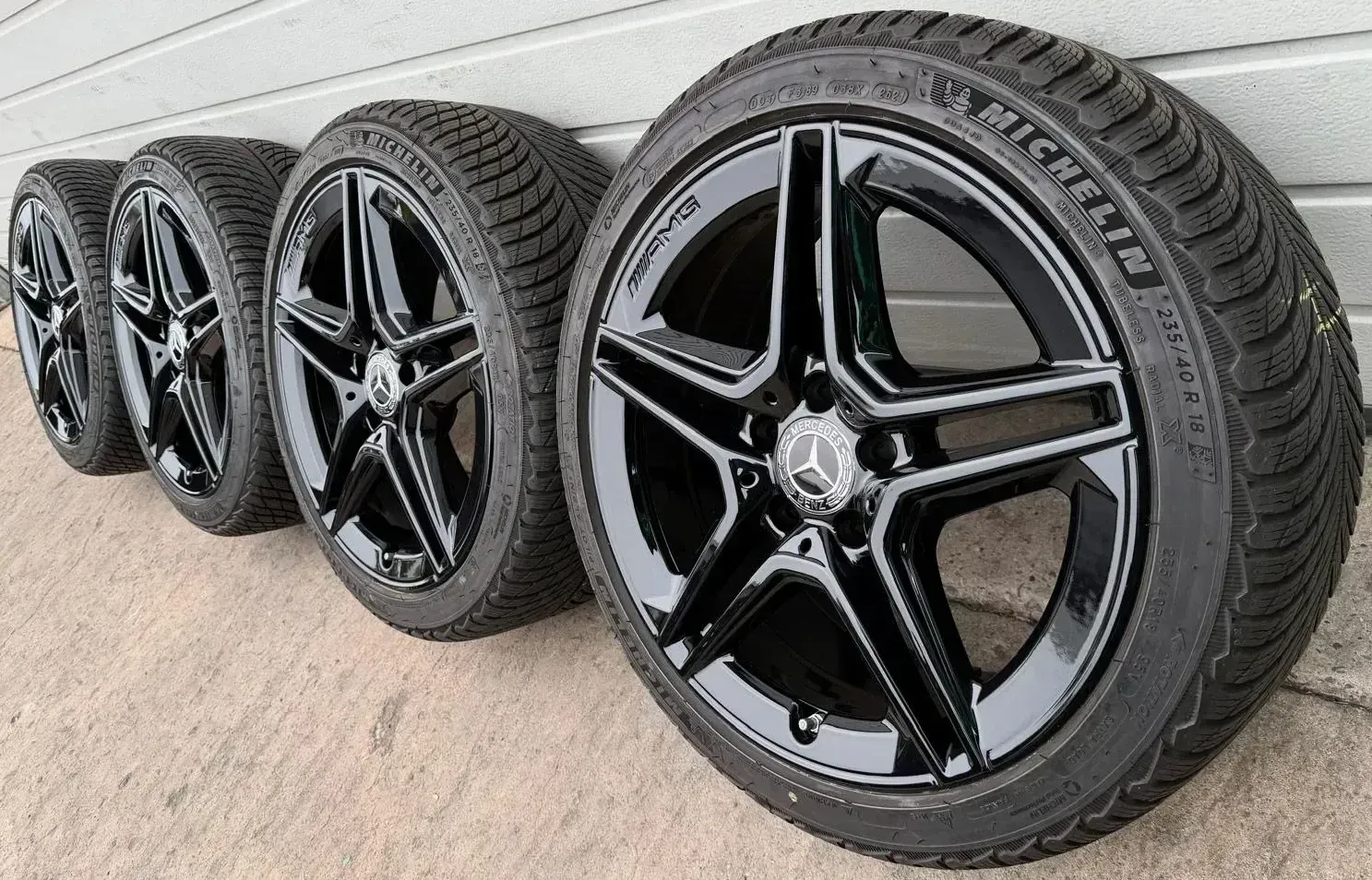 4x Original Mercedes A Klasse A35 AMG 18 Zoll Winterräder A1774014000 DOT21 7-7,5mm - Bild 1