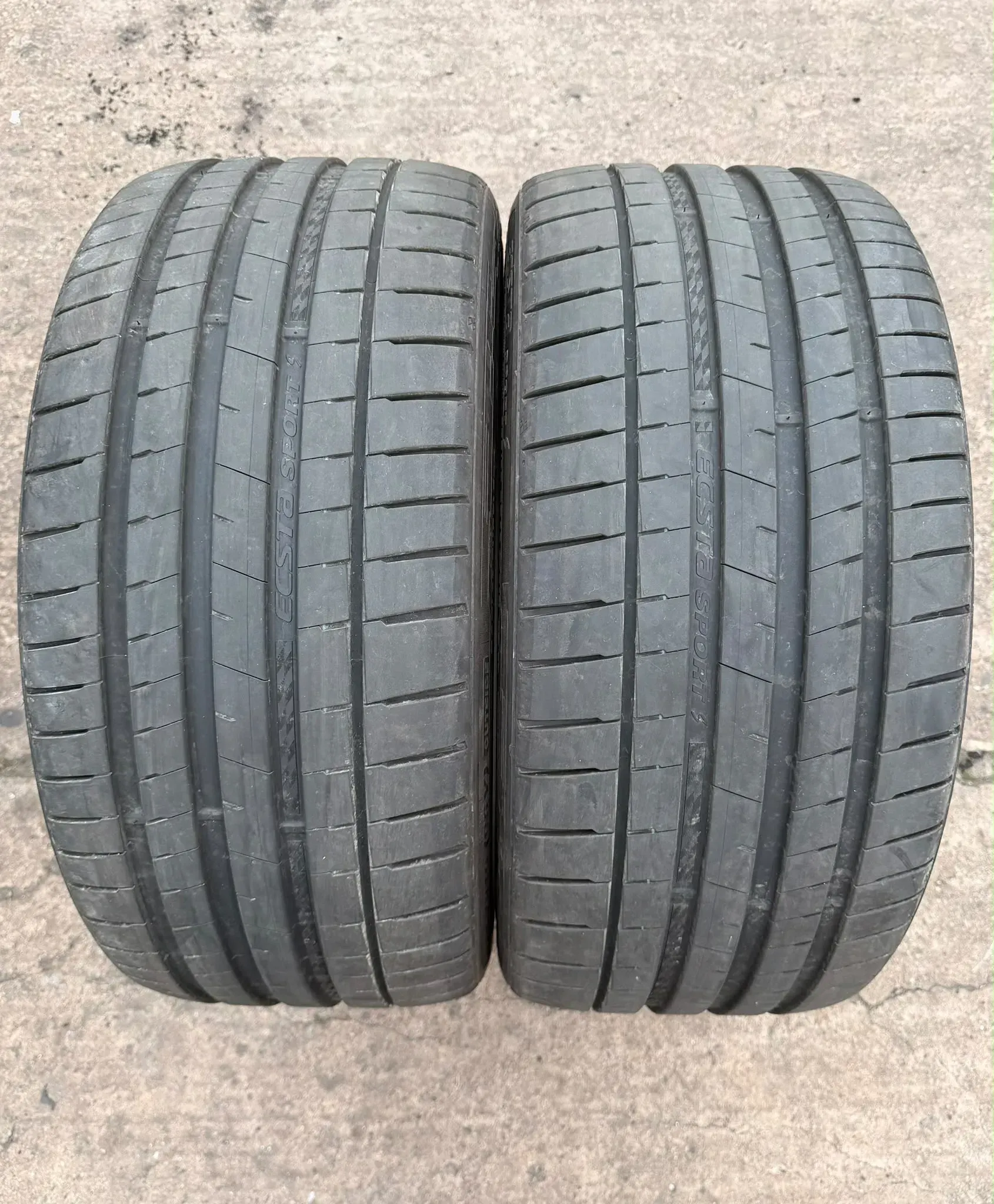 2x Sommerreifen 255/35 ZR19 96Y XL Kumho Ecsta Sport S PS72 DOT26 6,8-7,1mm - Bild 1
