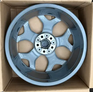 1x Original BMW X1 F48 X2 F39 18 Zoll Alufelge Doppelspeiche 569 6856070 7,5Jx18 ET51 - Bild 3