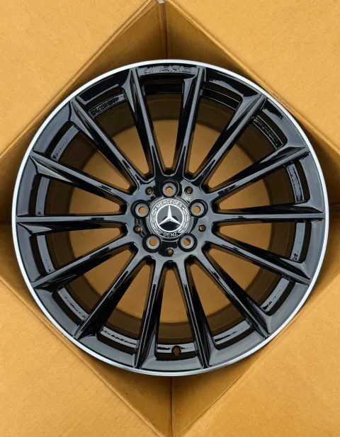 Background image for 1x Orig Mercedes S Klasse W223 V223 20 Zoll AMG Alufelge A2234011500 9,0Jx20 ET34 NEU