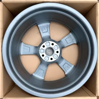 1x Original Audi RS3 8V 19 Zoll Alufelge Rotor 8V0601025CJ 8,5Jx19 ET53 Vorne NEU - Bild 3