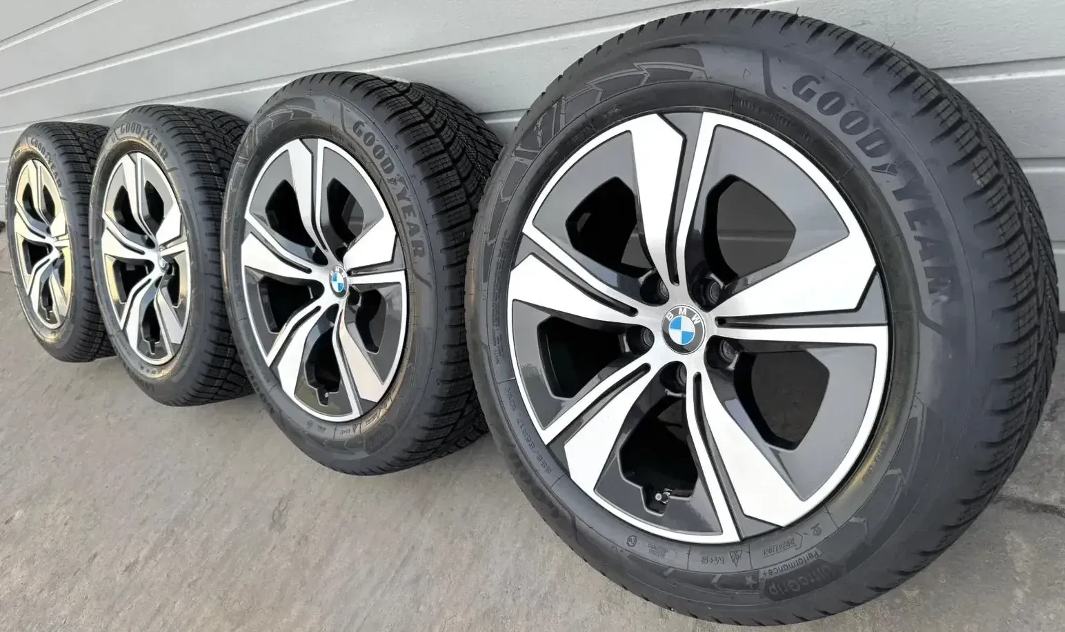 4x Original BMW I4 4er Gran Coupe G26 17 Zoll Winterräder Aerodynamik 842 6896764 DOT26 NEU - Bild 1