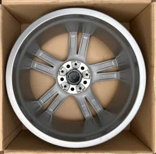 1x Original BMW 2er AT F45 GT F46 18 Zoll Alufelge Doppelspeiche M486 7848602 8,0Jx18 ET57 - Bild 4