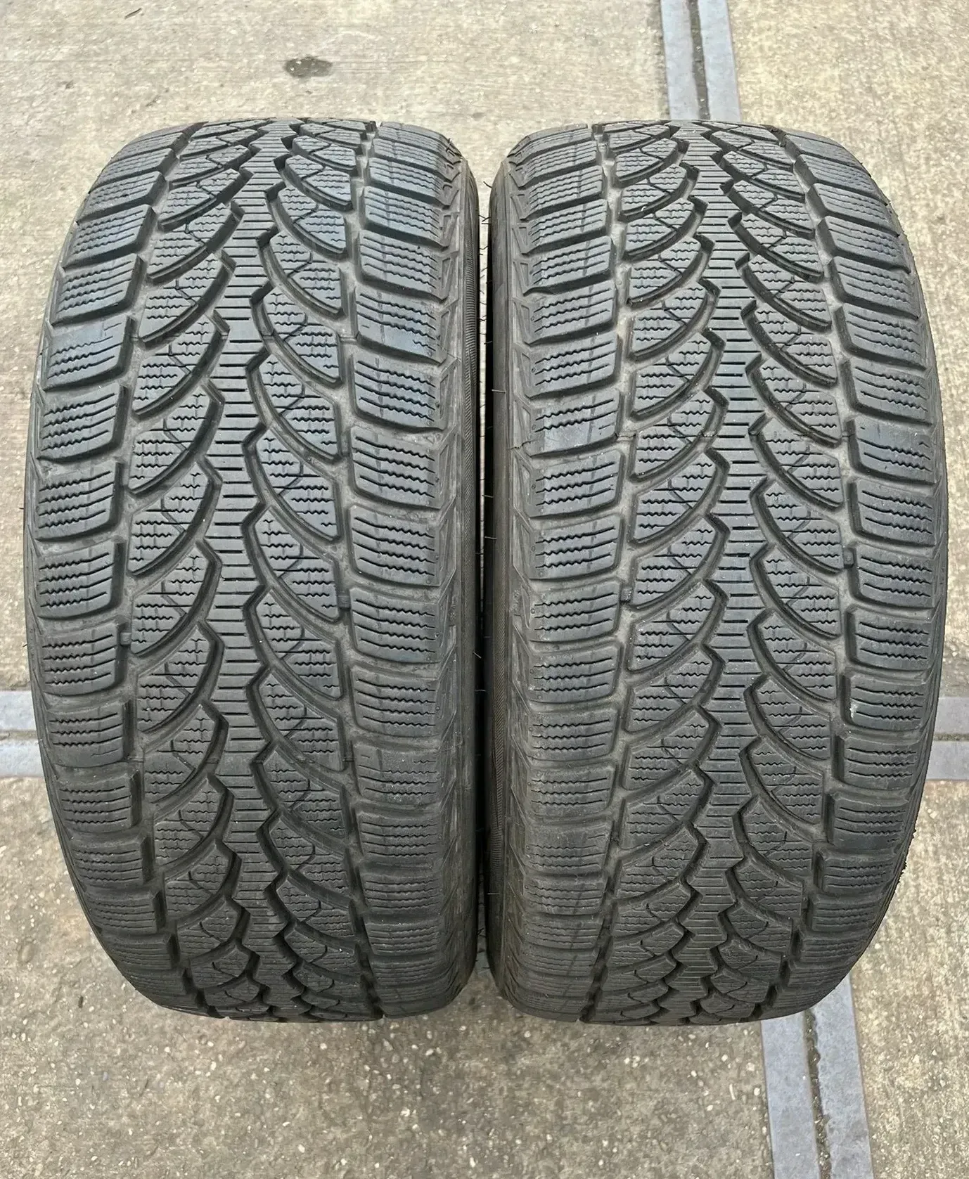2x Winterreifen 225/50 R17 94H Bridgestone Blizzak LM-32 MO DOT15 8-8,4mm - Bild 1