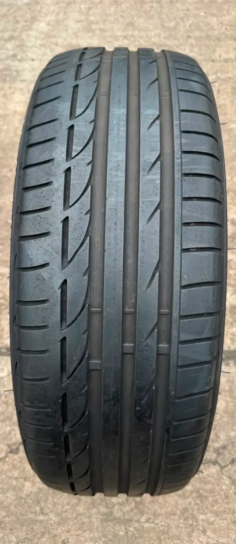 Background image for 1x Sommerreifen 215/45 R20 95W XL Bridgestone Potenza S001 I * DOT14 4,6-5,2mm