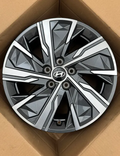 Background image for 1x Original Hyundai Tucson IV NX4A NX4E 17 Zoll Alufelge 52910-N7160 7,0JX17 ET43,5