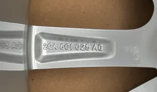 1x Original VW T-Roc 2GA A11 D11 17 Zoll Alufelge Johannesburg 2GA601025AC 7,0JX17 ET45 NEU - Bild 5