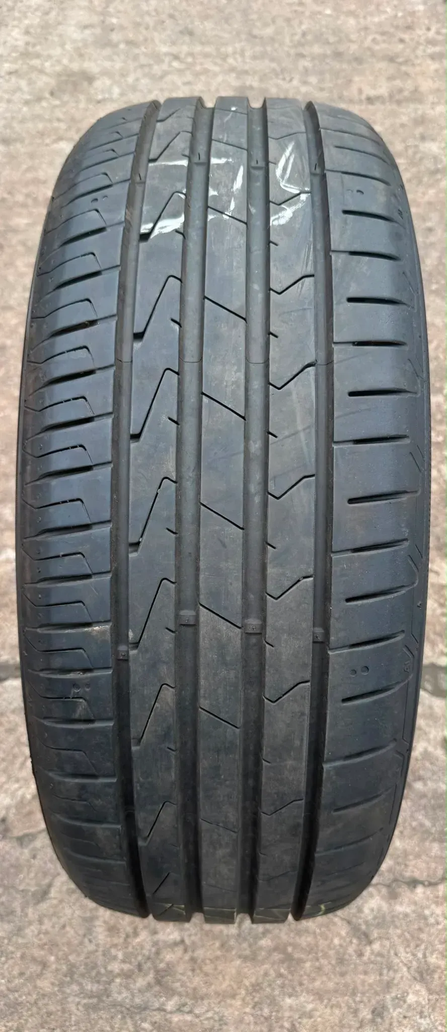 1x Sommerreifen 205/55 R17 91V Hankook Ventus Prime 3 K125 DOT22 7-7,8mm - Bild 1