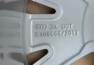 1x Original Audi A3 S3 8Y 17 Zoll Alufelge 5-W-Speichen-Design 8Y0601025D 8,0Jx17 ET46 - Bild 5