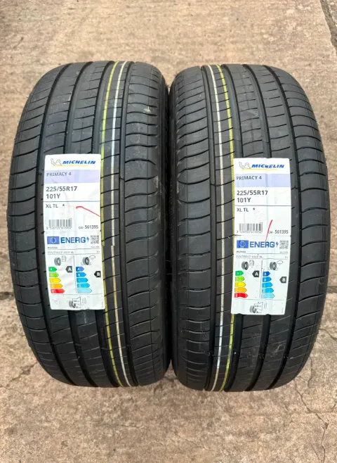 Background image for 2x Sommerreifen 225/55 R17 101Y XL Michelin Primacy 4 * DOT24 NEU