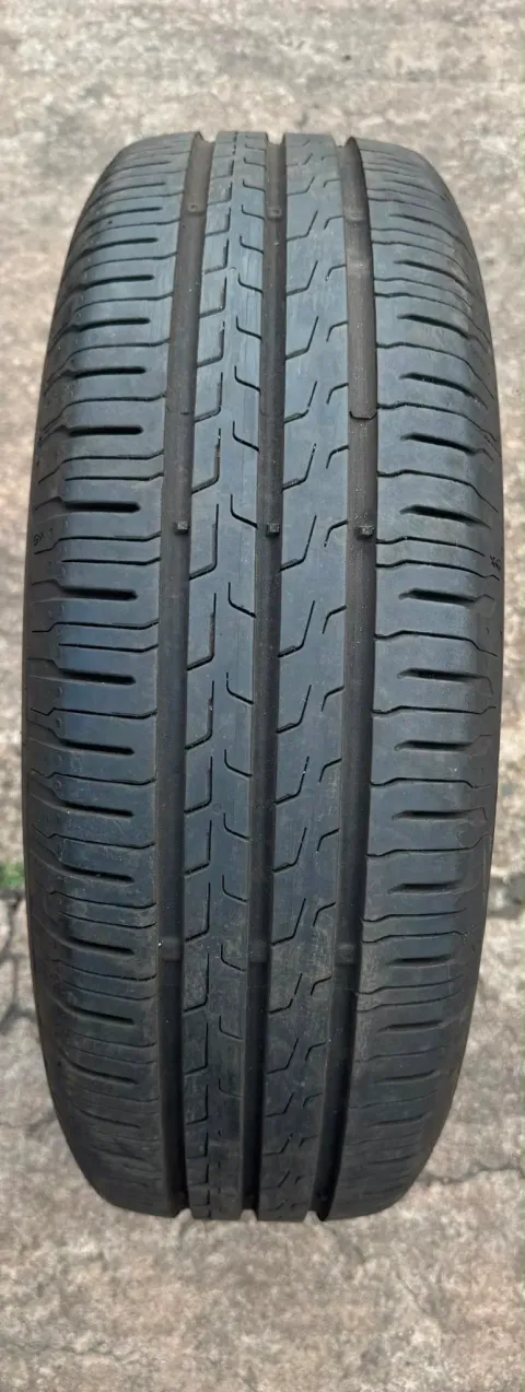 Background image for 1x Sommerreifen 185/65 R15 88H Continental Eco Contact 6 DOT23 6,3mm