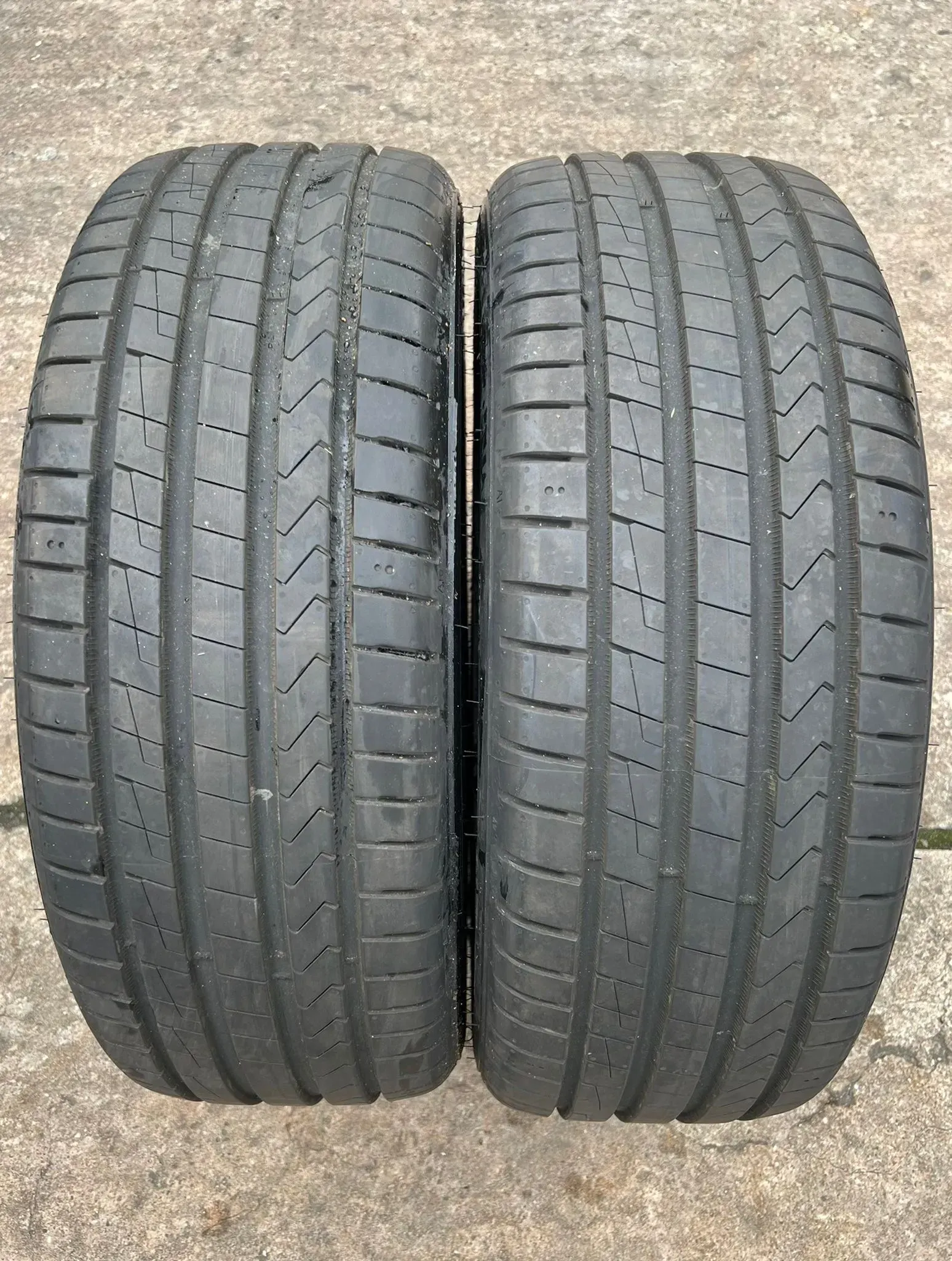 2x Sommerreifen 215/60 R16 95V Hankook Ventus Prime 4 K135 DOT25 6-6,5mm - Bild 1
