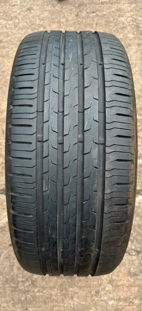 Background image for 1x Sommerreifen 225/40 R18 92Y XL Continental Eco Contact 6 * DOT19 5,7-6,3mm
