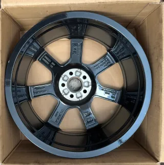 1x Original Audi A1 GB 17 Zoll Alufelge 7-Speichen-Rotor-Design 82A601025G 7,5Jx18 ET46 NEU - Bild 4