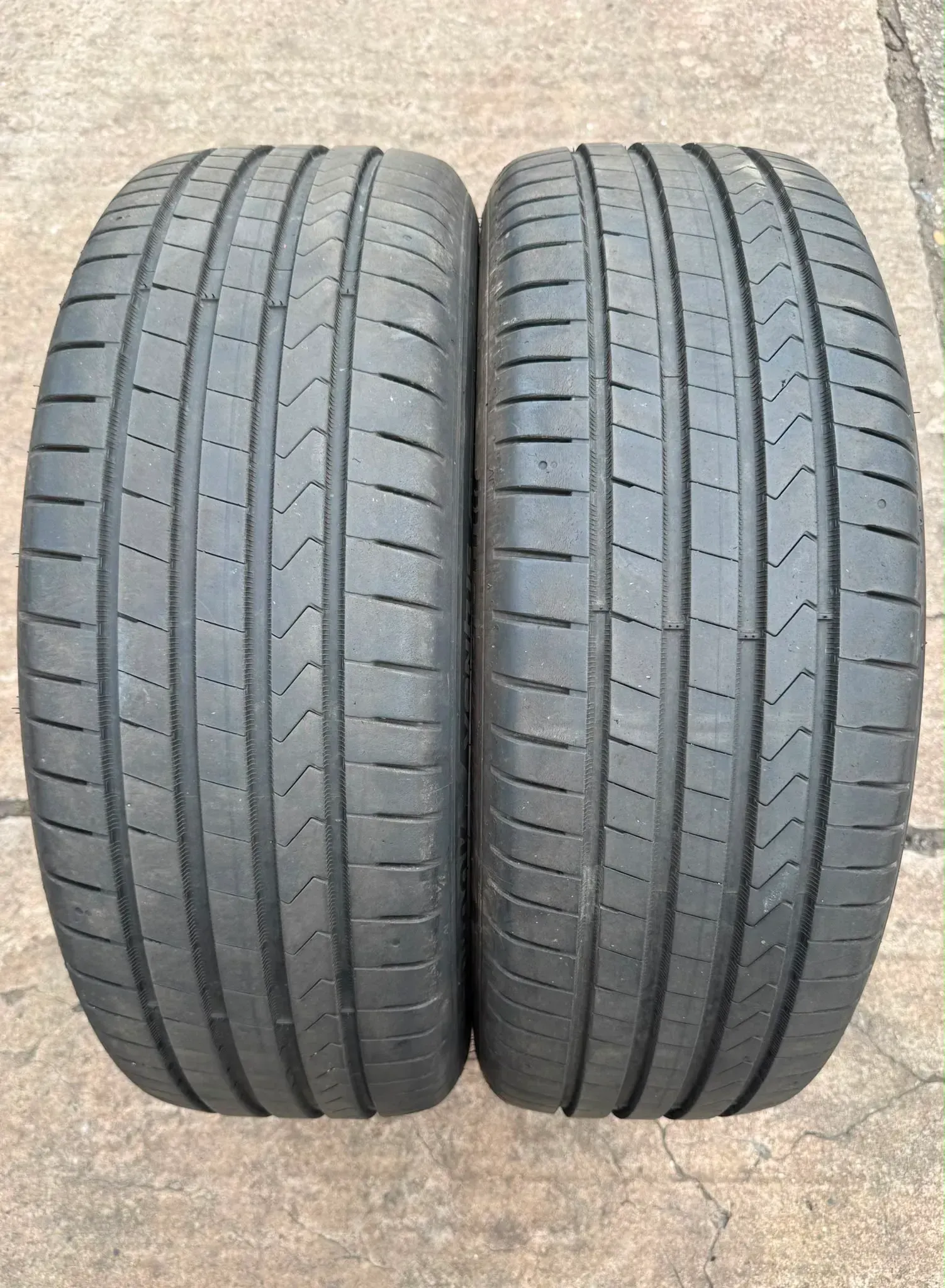 2x Sommerreifen 215/55 R18 99V XL Hankook Ventus Prime 4 K135 DOT22 5,9-6,6mm - Bild 1