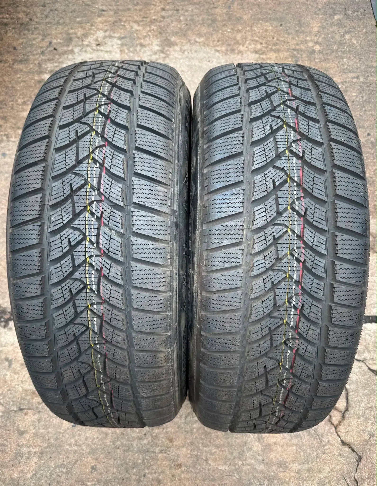 2x Winterreifen 235/55 R19 105V XL Dunlop Winter Sport 5 SUV DOT16 Demo - Bild 1